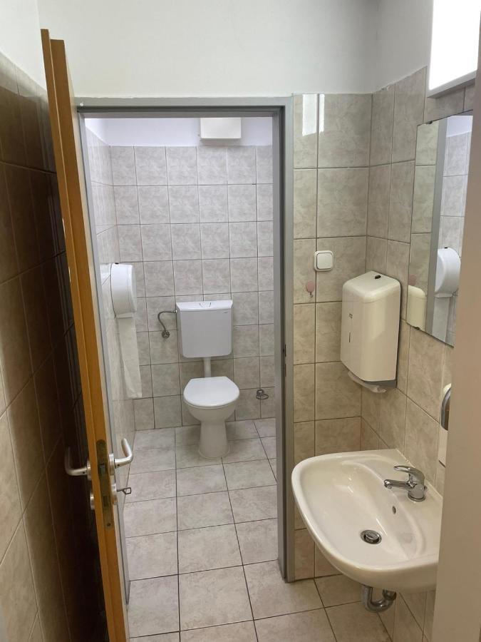 Viola Hostel 布达佩斯 外观 照片