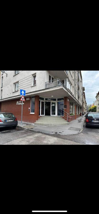 Viola Hostel 布达佩斯 外观 照片